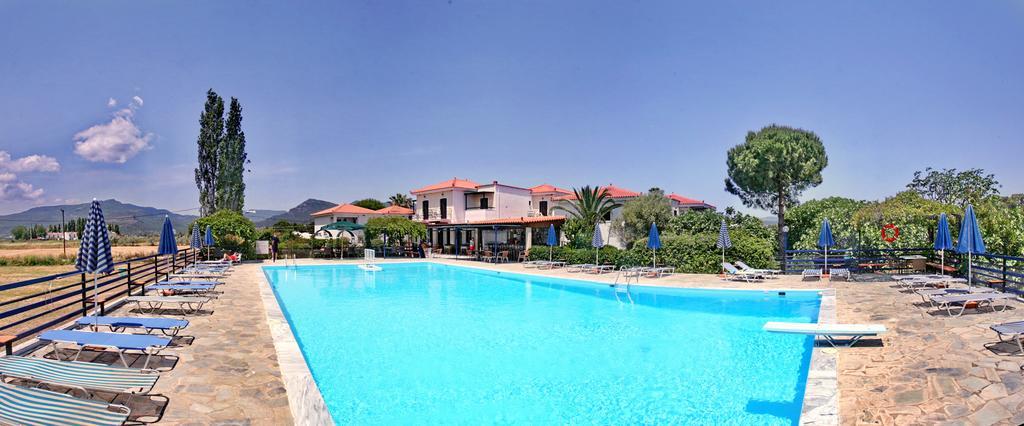 Hotel Pela Skala Kallonis Exterior foto